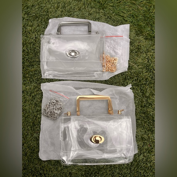 Clear Purse - Picture 1 of 1